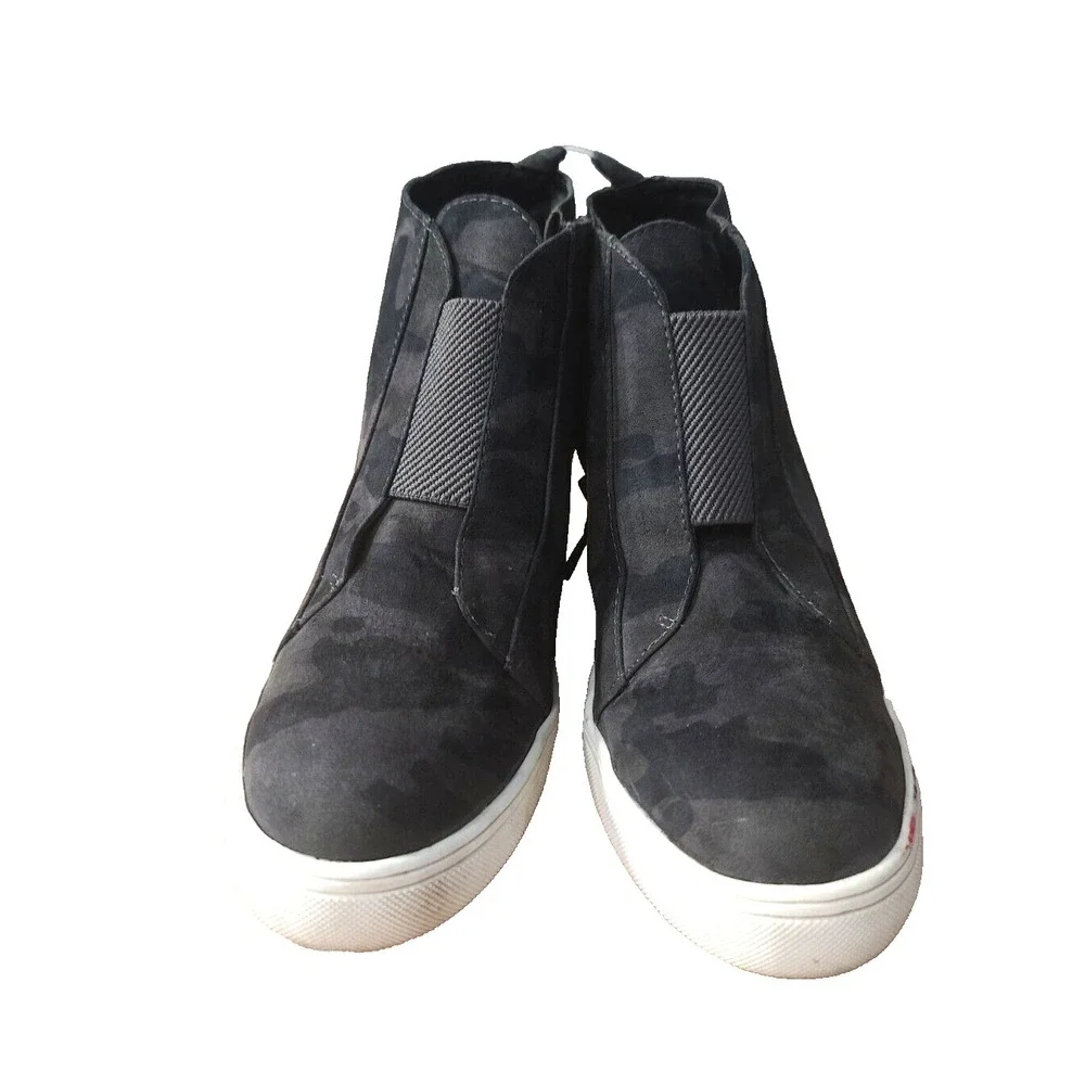 MIA Womens Arianna‎ camo platform sneaker Size 8.5